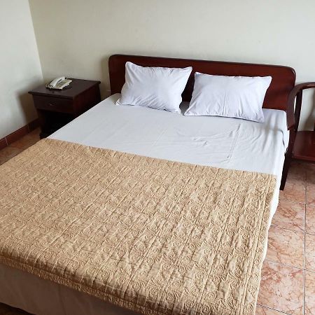 Alibaba'S Hotel Cat Ba Island Екстериор снимка